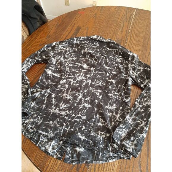 Size 12 Michael Kors Black White Tie-Dye Button Front Blouse Shirt Top - Picture 4 of 4